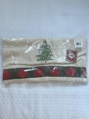 Spode NEW in pkg Christmas Holiday quintessential tree tea hand towel